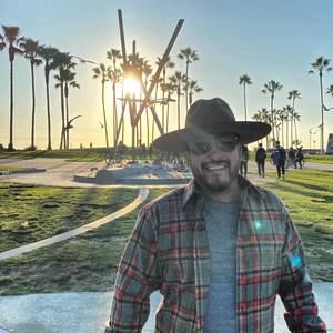 Meet your Posher, Johnston